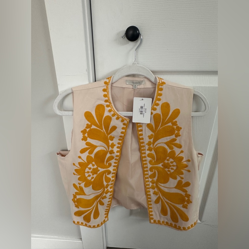 NWT Veveret Vest